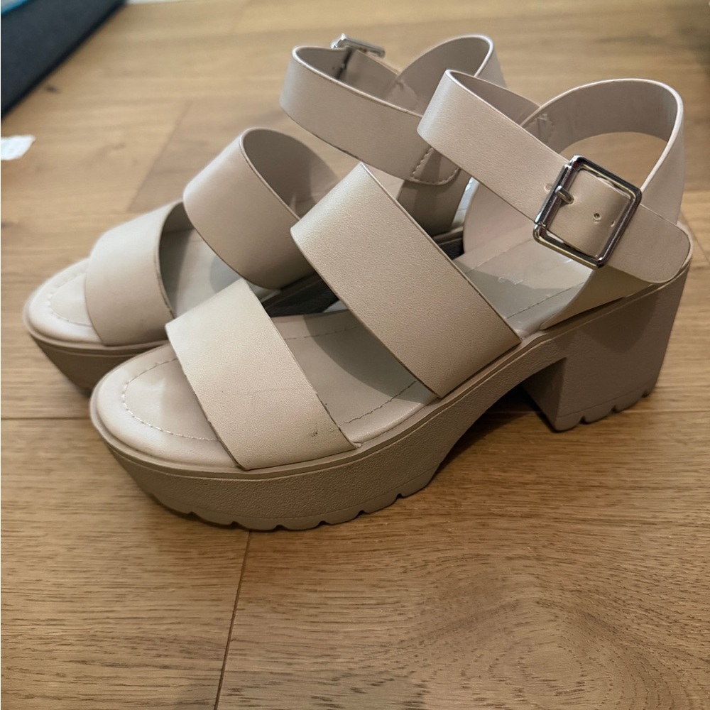 Beige Platform Sandals - Women's Neutral Chunky Heels Comfortable Womens 6 - Picture 2 of 5